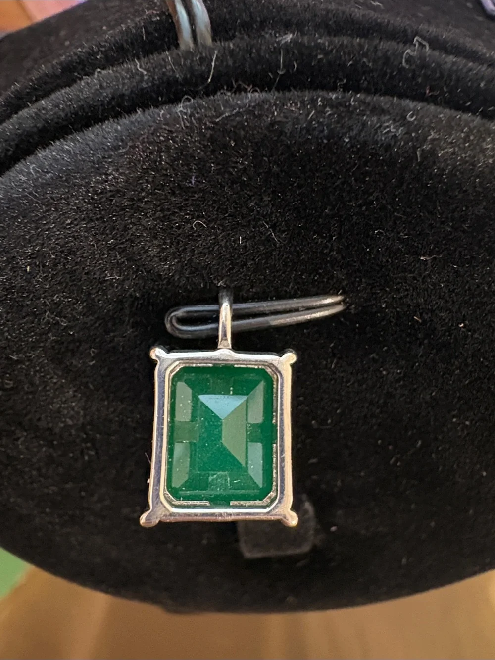 Emerald Green Onyx Rectangular Pendant Necklace set in Sterling Silver. Hespera